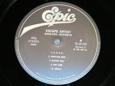 Garland Jeffreys - Escape Artist (Vinyl, Vinyl, LP, Album, 7", 33 ⅓ RPM, EP) Very Good Plus (VG+) / Very Good Plus (VG+)
