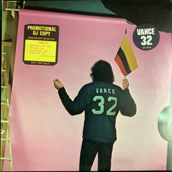 Kenny Vance - Vance 32 (Vinyl, LP, Album, Stereo) Good Plus (G+) / Good (G)