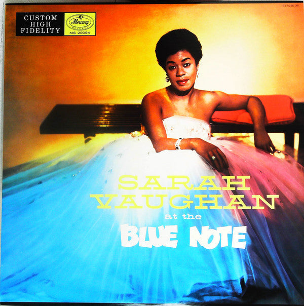 Sarah Vaughan - At The Blue Note (Vinyl, LP, Album, Mono) Very Good (VG) / Very Good (VG)