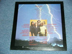 Larry Carlton - Strikes Twice = ストライクス・トワイス (Vinyl, LP, Album, Promo) Very Good (VG) / Good Plus (G+)