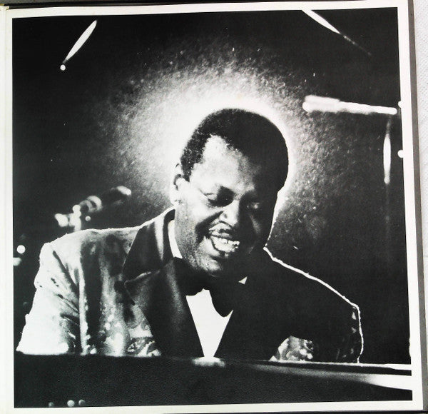 Oscar Peterson - Motions & Emotions (Vinyl, LP, Stereo) Very Good Plus (VG+) / Very Good Plus (VG+)