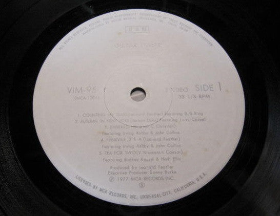 Various - Guitar Player (2xVinyl, LP, Compilation, Promo, Stereo) Very Good Plus (VG+) / Very Good (VG)