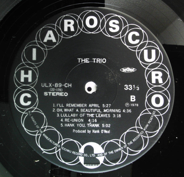 Milt Hinton - The Trio (Vinyl, LP, Album) Very Good Plus (VG+) / Very Good Plus (VG+)