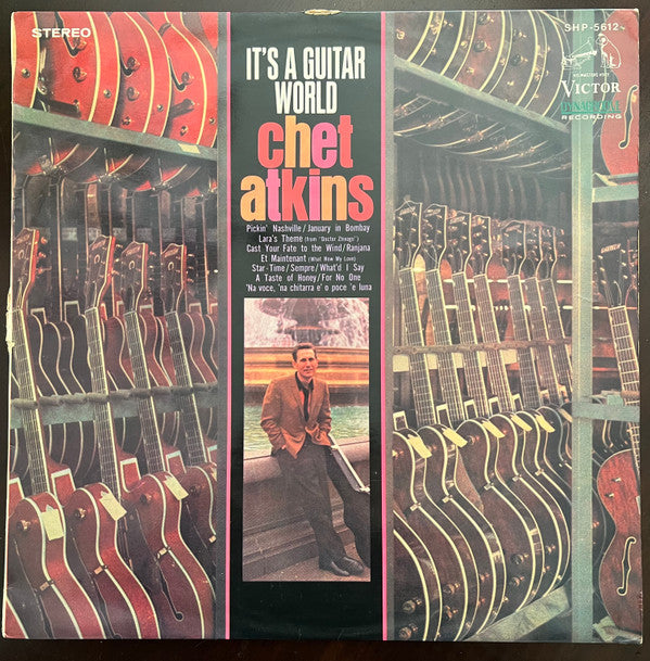 Chet Atkins - It's A Guitar World (Vinyl, LP, Album) Good Plus (G+) / Good Plus (G+)