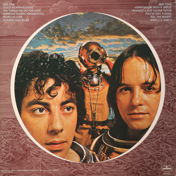 10cc - Deceptive Bends (Vinyl, LP, Album, Stereo) Very Good Plus (VG+) / Very Good Plus (VG+)