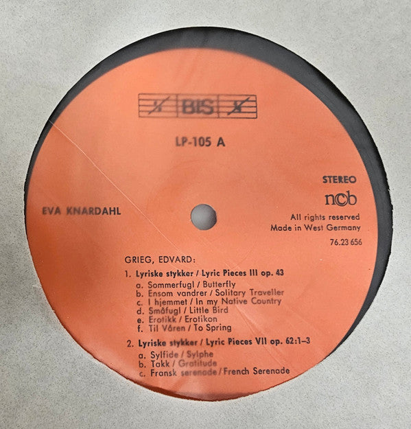 Edvard Grieg - The Complete Piano Music Volume 2: Lyriske Stykker III, VII, IX Op. 43, 62, 68 (Vinyl, LP, Album) Near Mint (NM or M-) / Very Good Plus (VG+)