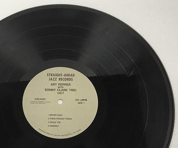Art Pepper - Art Pepper With Sonny Clark Trio Vol. 1 (Vinyl, LP, Album, Reissue, Mono) Near Mint (NM or M-) / Near Mint (NM or M-)