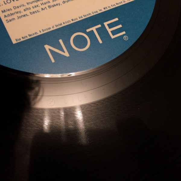 Cannonball Adderley - Somethin' Else (Vinyl, LP, Album, Limited Edition, Reissue, Stereo) Near Mint (NM or M-) / Very Good Plus (VG+)