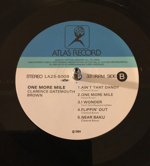 Clarence "Gatemouth" Brown - One More Mile (Vinyl, LP, Album) Very Good Plus (VG+) / Very Good Plus (VG+)