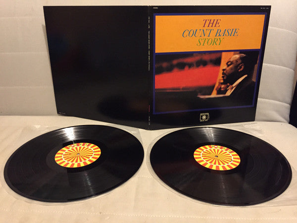Count Basie Orchestra - The Count Basie Story (Basie Plays Basie) (2xVinyl, LP, Reissue, Stereo) Very Good Plus (VG+) / Very Good Plus (VG+)