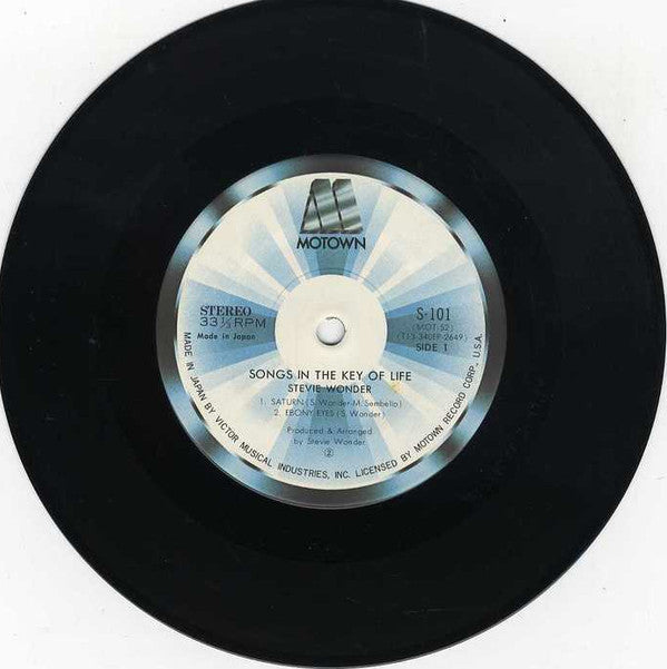 Stevie Wonder - Songs In The Key Of Life (2xVinyl, Vinyl, LP, Album, 7", 33 ⅓ RPM) Good Plus (G+) / Fair (F)