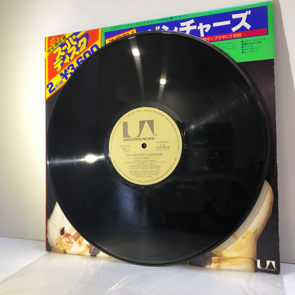 The Ventures - Live In Japan '77 (2xVinyl, LP, Album, Stereo) Good Plus (G+) / Very Good Plus (VG+)