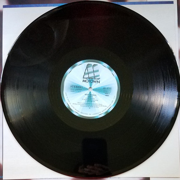 Vanity - Wild Animal = ワイルド・アニマル (Vinyl, LP, Album, Stereo) Very Good Plus (VG+) / Very Good Plus (VG+)