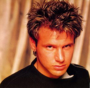 Corey Hart - Fields Of Fire (Vinyl, LP, Album) Very Good Plus (VG+) / Very Good Plus (VG+)
