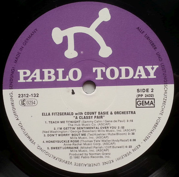 Ella Fitzgerald - A Classy Pair (Vinyl, LP, Album) Very Good Plus (VG+) / Very Good Plus (VG+)