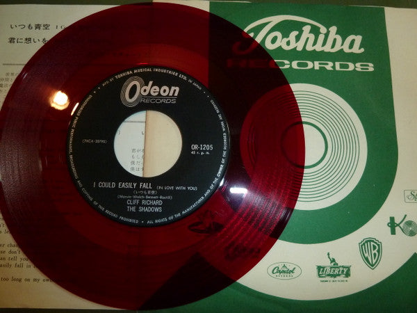 Cliff Richard - I Could Easily Fall ( In Love With You) (Vinyl, 7", Single) Very Good Plus (VG+) / Very Good (VG)