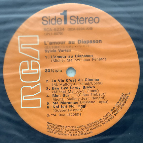 Sylvie Vartan - L'Amour Au Diapason = 恋人を探せ (Vinyl, LP, Compilation, Stereo) Very Good Plus (VG+) / Good Plus (G+)