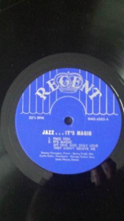 Curtis Fuller - Jazz...It's Magic! (Vinyl, LP, Album, Mono) Very Good Plus (VG+) / Very Good Plus (VG+)