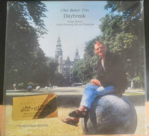Chet Baker Trio - Daybreak (Vinyl, LP, Album, Limited Edition, Reissue, Stereo) Very Good Plus (VG+) / Very Good (VG)
