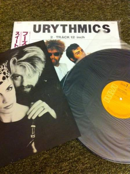 Eurythmics - Who's That Girl? (Vinyl, 12", 33 ⅓ RPM, Maxi-Single) Very Good Plus (VG+) / Very Good Plus (VG+)