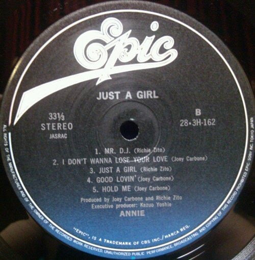 Annie (6) - Just A Girl = ジャスト・ア・ガール (Vinyl, LP, Album, Stereo) Very Good Plus (VG+) / Very Good Plus (VG+)
