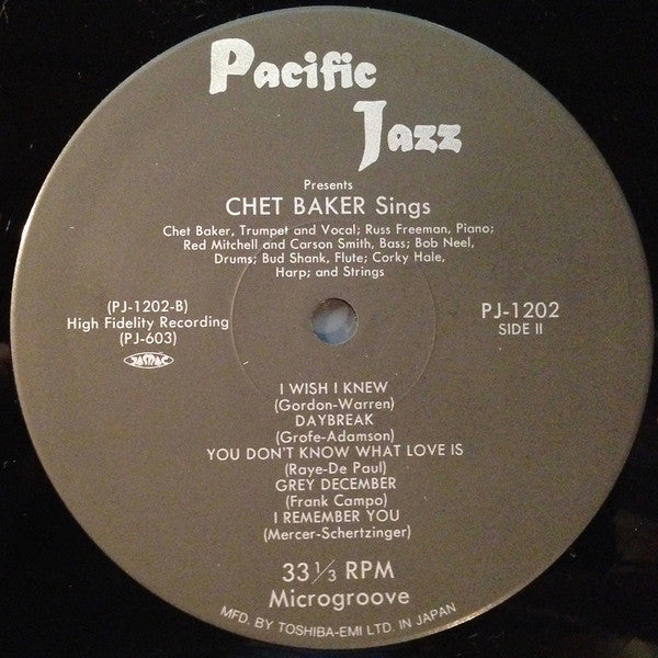 Chet Baker - Sings And Plays With Bud Shank, Russ Freeman And Strings (Vinyl, LP, Album, Reissue, Mono) Very Good Plus (VG+) / Near Mint (NM or M-)
