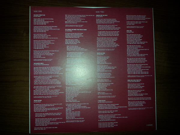 Carly Simon - No Secrets (Vinyl, LP, Album, Repress) Very Good (VG) / Very Good (VG)