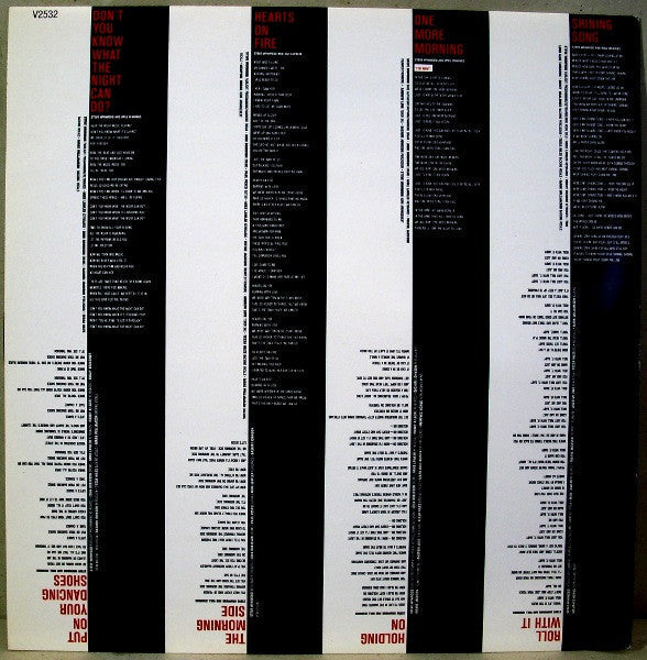 Steve Winwood - Roll With It (Vinyl, LP, Album, Stereo) Very Good Plus (VG+) / Very Good Plus (VG+)