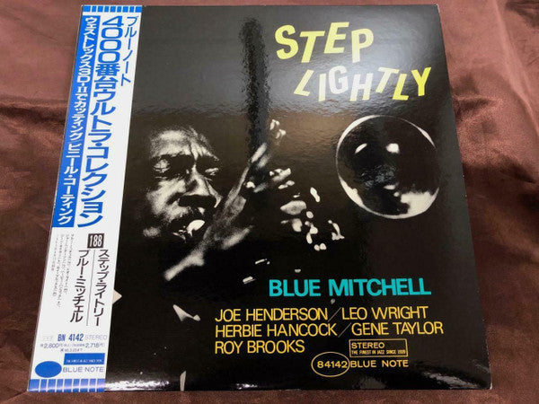 Blue Mitchell - Step Lightly (Vinyl, LP, Album, Limited Edition, Reissue) Near Mint (NM or M-) / Near Mint (NM or M-)