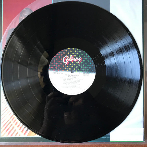 Hank Jones - Tiptoe Tapdance (Vinyl, LP, Album, Stereo) Good Plus (G+) / Good (G)