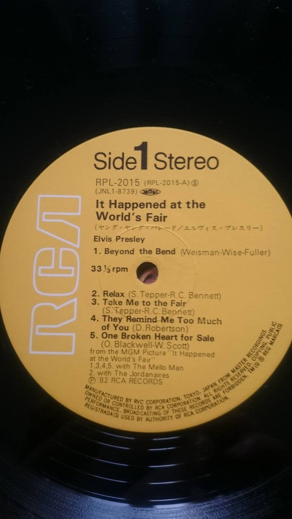 Elvis Presley - It Happened At The World's Fair (Vinyl, LP, Album, Reissue, Stereo) Very Good Plus (VG+) / Very Good Plus (VG+)