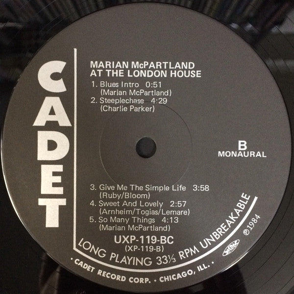 Marian McPartland - Marian McPartland At The London House (Vinyl, LP, Album, Reissue, Mono) Very Good Plus (VG+) / Very Good Plus (VG+)