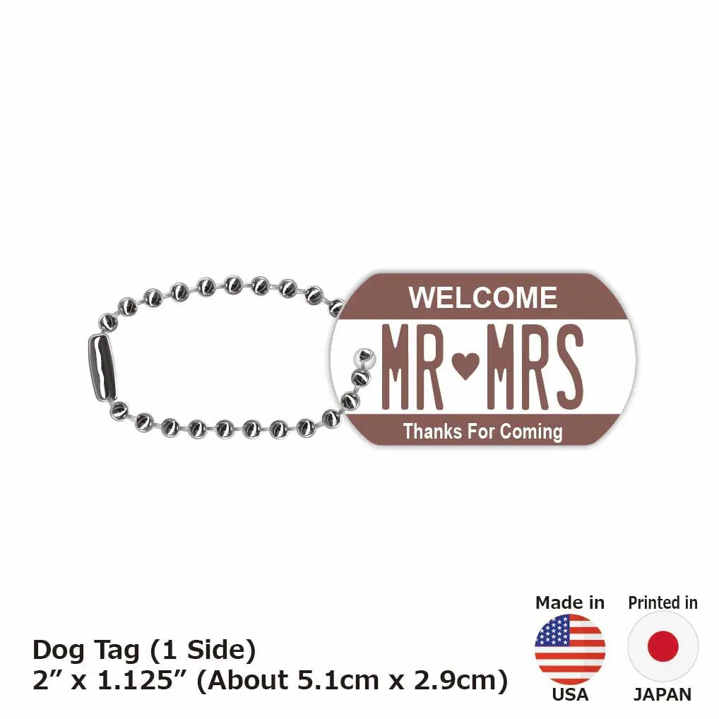 [Dog Tag] Color: Brown / Original American License Plate-Shaped Personalized Keychain