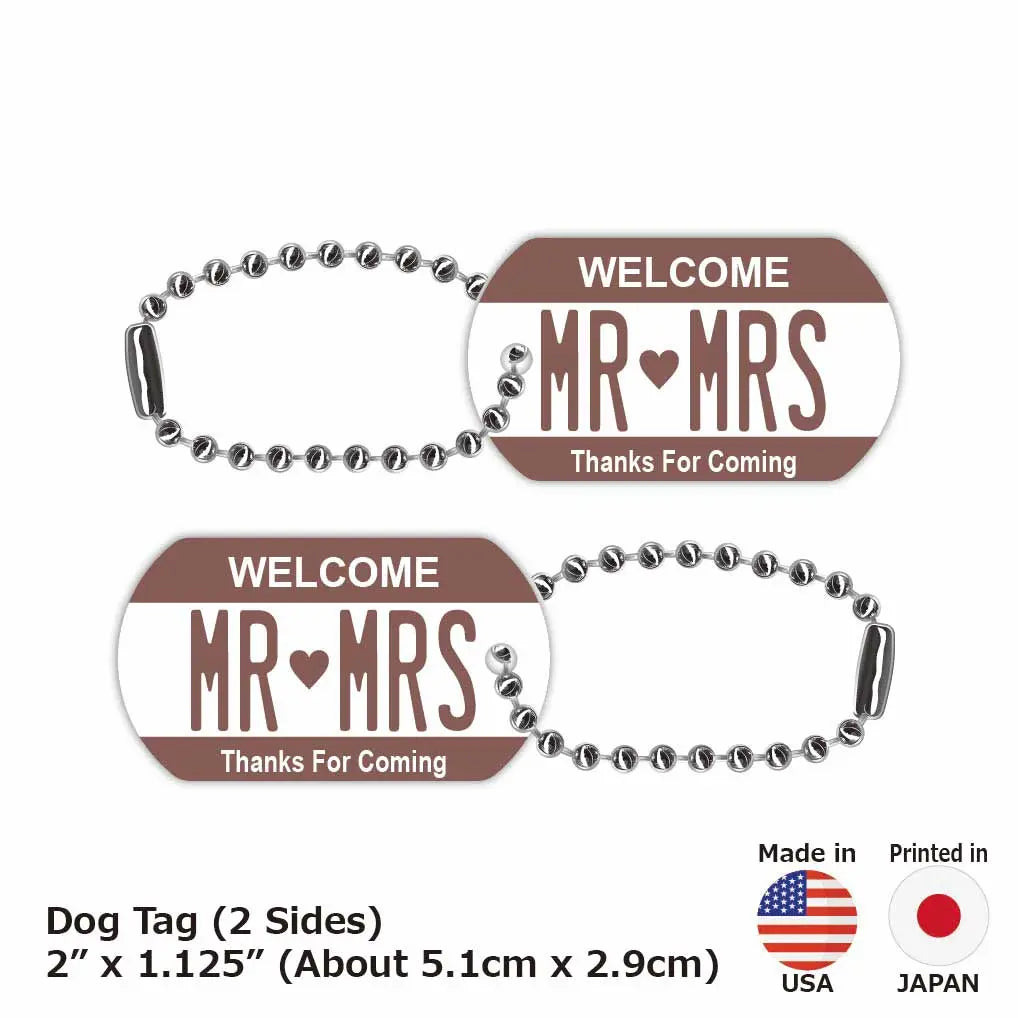 [Dog Tag] Color: Brown / Original American License Plate-Shaped Personalized Keychain