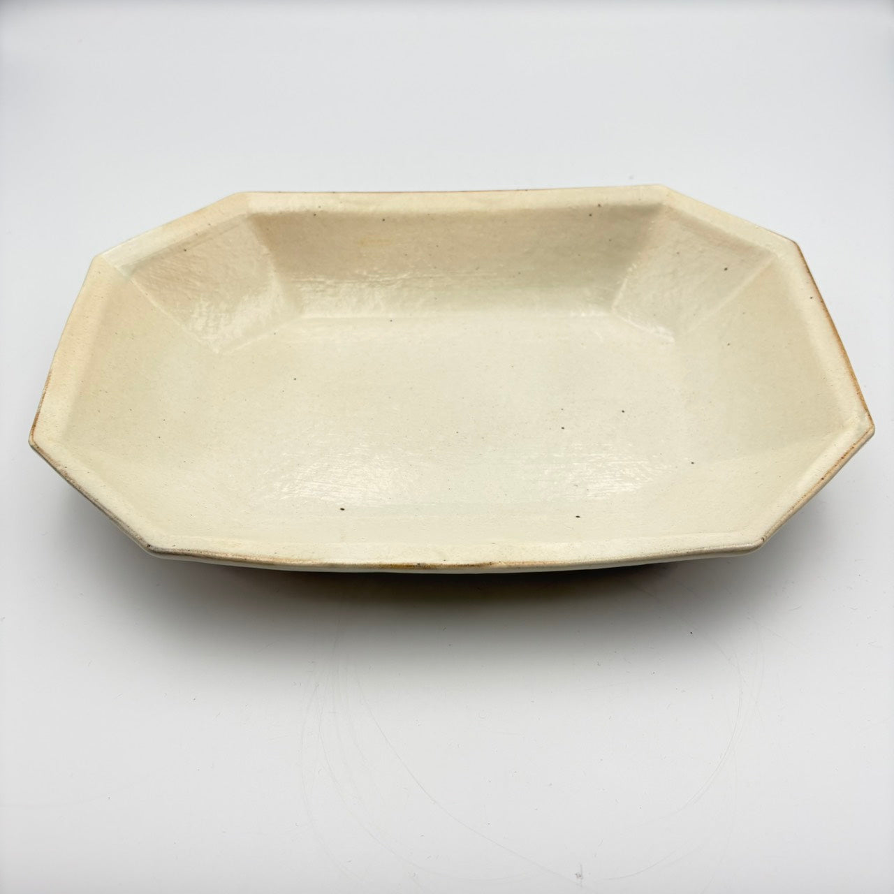 Large octagonal bowl with iron sprinkles | Furuya Pottery (Shigaraki ware, pottery) [Furu19]