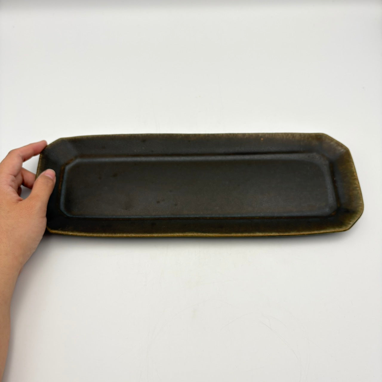 Rust-glazed octagonal plate | Furuya Pottery (Shigaraki ware) [Furu 65]