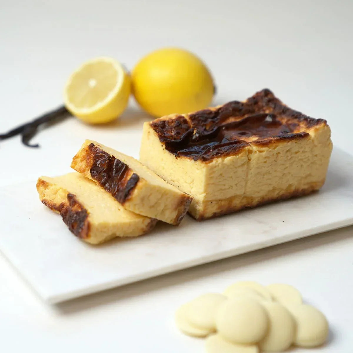 【送料・父の日パッケージ込】バスクチーズケーキ ホール 糖質9.3g/1ホール