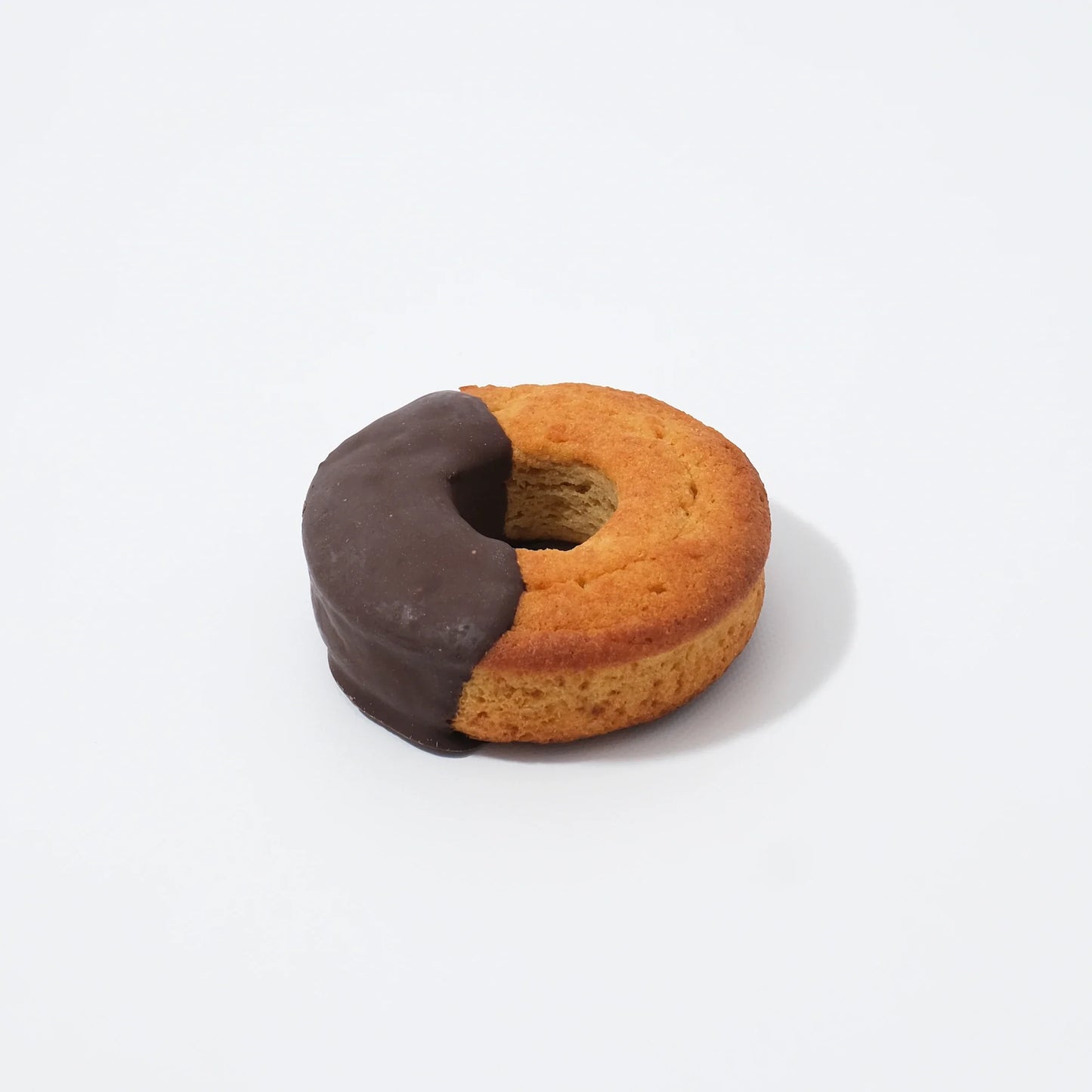Fusubon Chocolate Donut Carbohydrates 3.2g