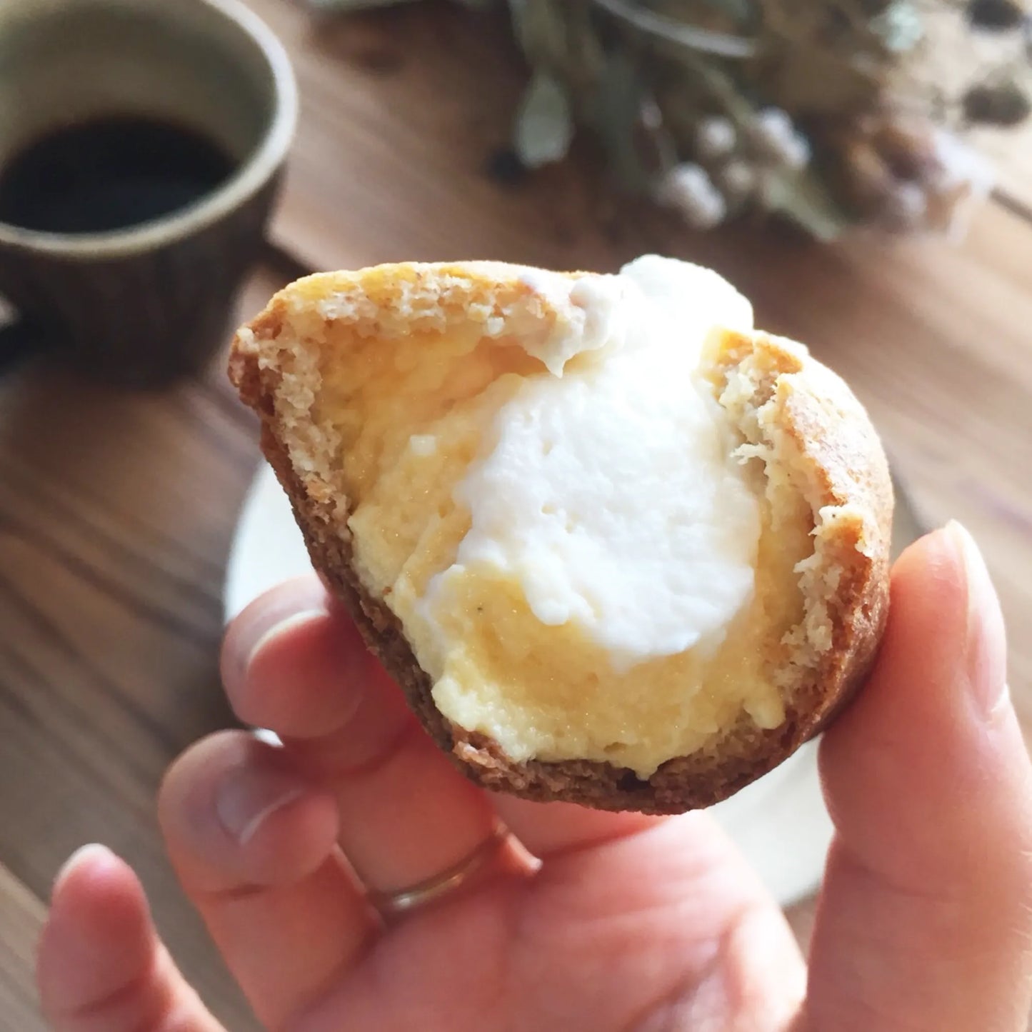 Fusubon cream puffs: 3.6g of carbohydrates
