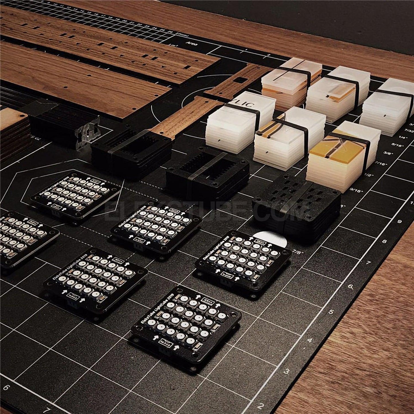 EleksMaker EleksTube R2 — Retro LED Nixie Tube Clock with Walnut Wood