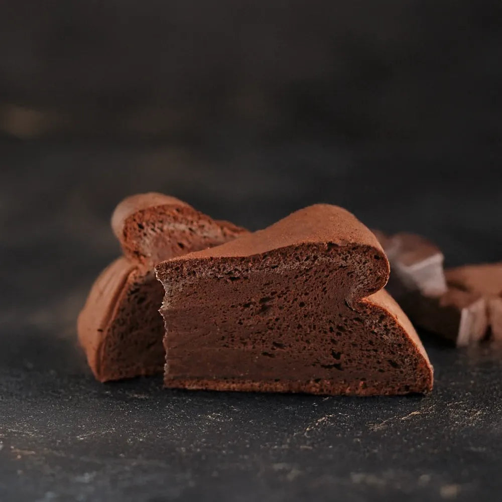 Husbon Gateau Chocolat (2 slices) Carbohydrates 1.3g/sliced