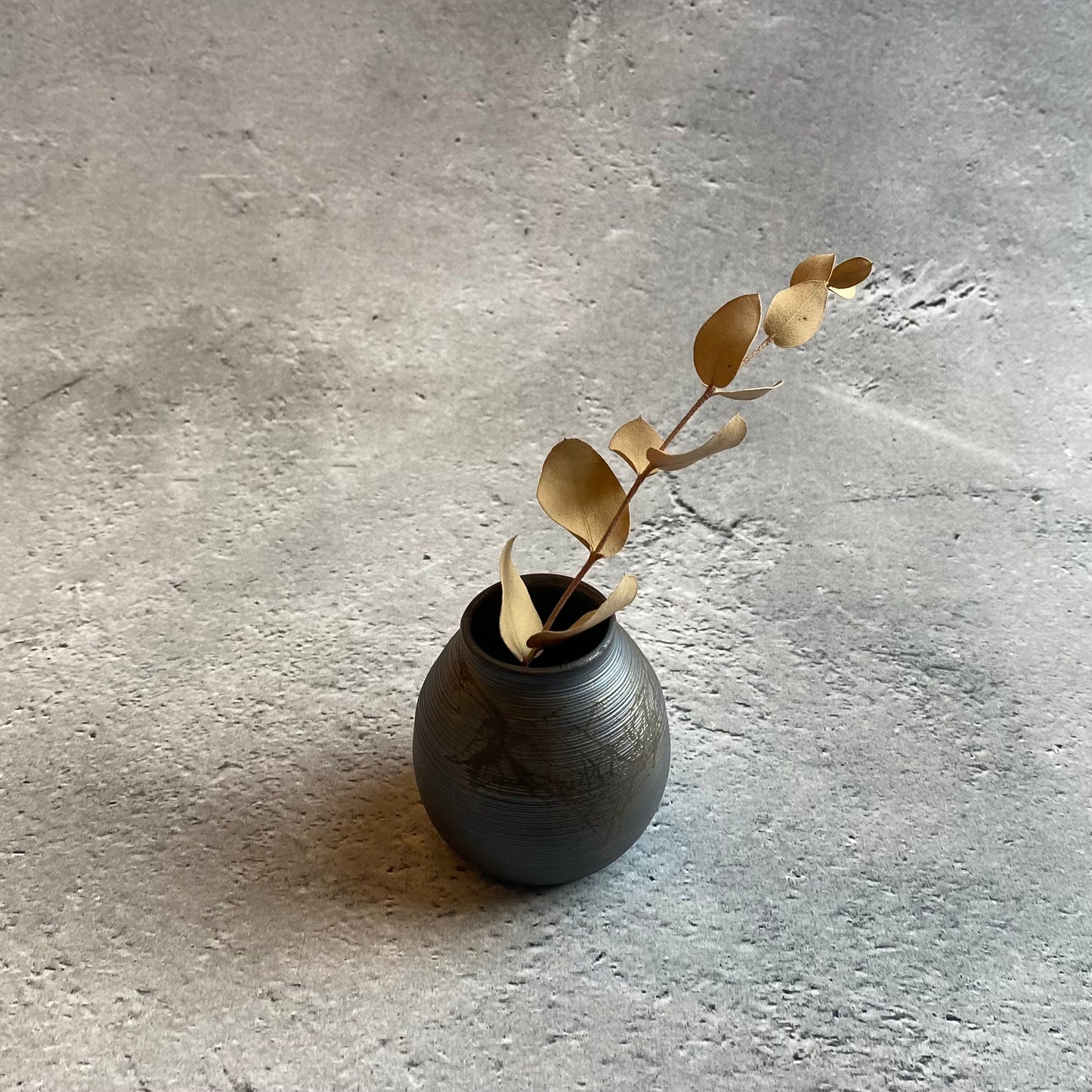 217 Mokake flower vase [19]