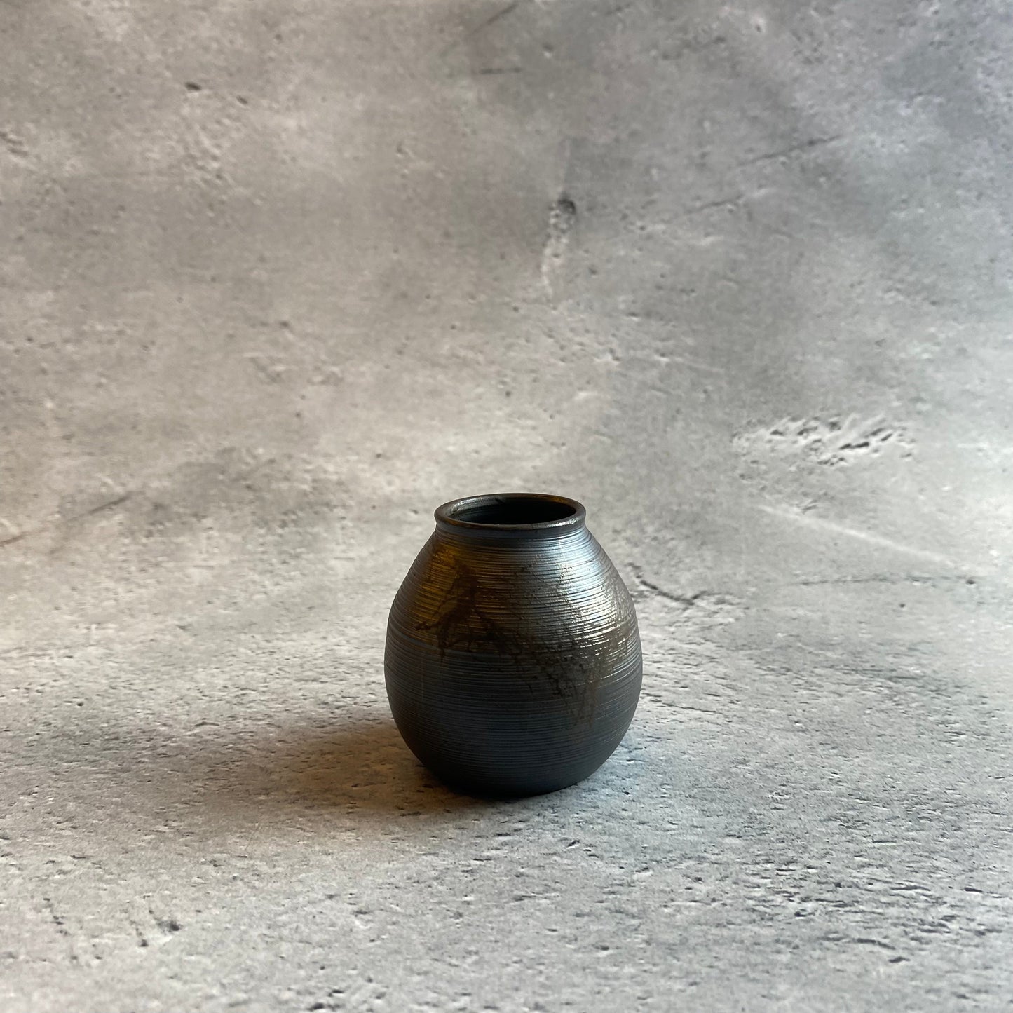 217 Mokake flower vase [19]