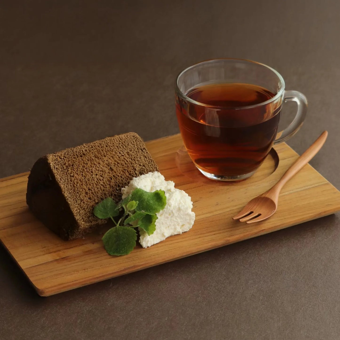 Black tea chiffon cake Carbohydrate 0.9g
